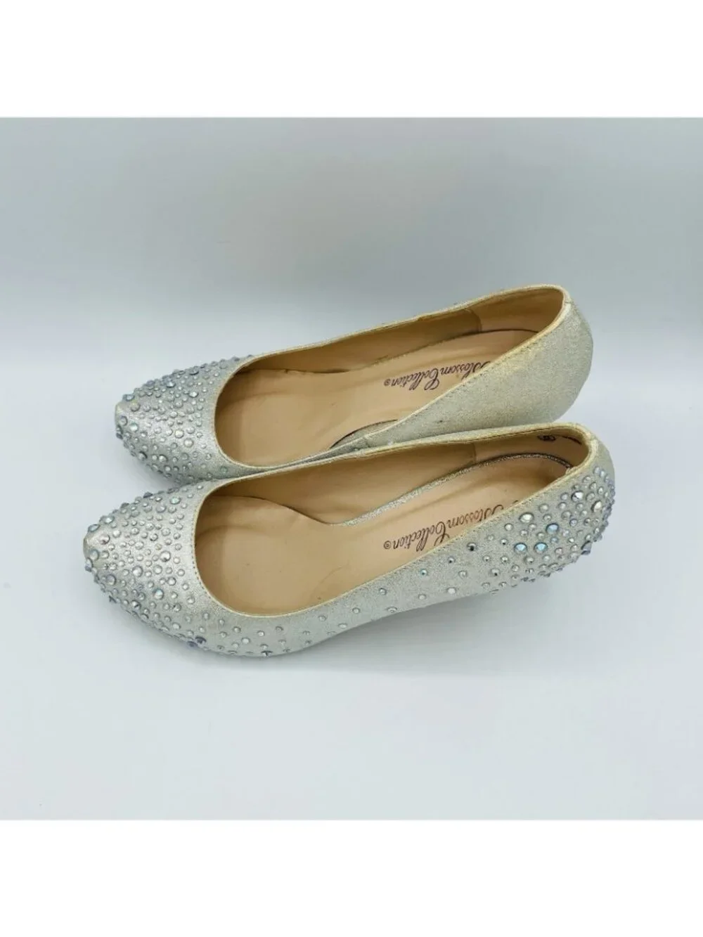 De Blossom Collection Shoes Womens Size 8 Silver Rhinestone Studded Roma Heels